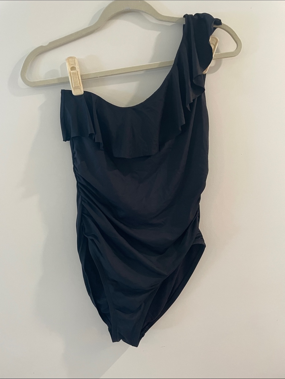 One-Shoulder Ruffle One-Piece Swimsuit - Black